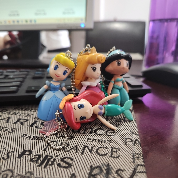 Disney princesses keychains‼️ (3/$25) - Picture 2 of 6